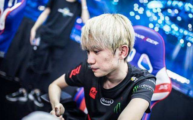 件在不断演 件在不断演